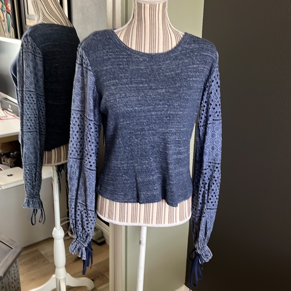 🛑 1 hour sale. See By Chloe, blue blouse